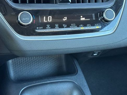 Used 2024 Toyota Corolla LE FWD image 22