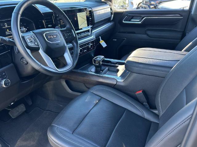 Used 2025 GMC Sierra 1500 SLT w/ SLT Premium Package AWD/4WD image 6