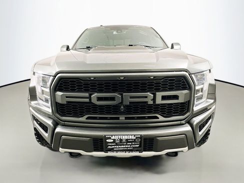 Used 2018 Ford F150 Raptor w/ Equipment Group 802A Luxury AWD/4WD image 2