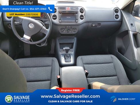 Used 2010 Volkswagen Tiguan SE AWD/4WD image 11