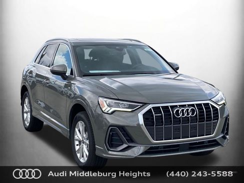 Used 2025 Audi Q3 2.0T Premium w/ Convenience Package image 1