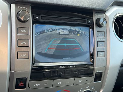 Used 2017 Toyota Tundra SR5 image 19