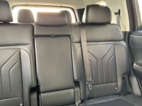 Used 2025 Hyundai Santa Fe SEL image 40