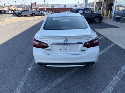 Used 2018 Nissan Altima 2.5 SR w/ SR Special Edition image 3
