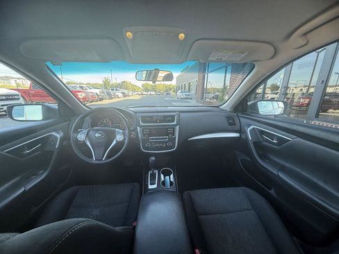 Used 2016 Nissan Altima 2.5 S w/ Power Driver Seat Package FWD image 15