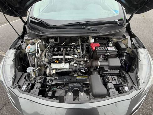 Used 2025 Nissan Versa SV FWD image 30