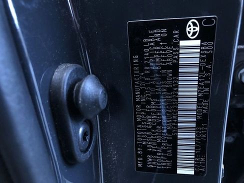 Certified 2025 Toyota Corolla SE w/ SE Premium Package image 31