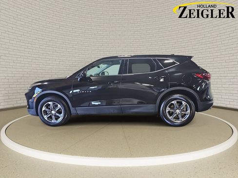 Used 2025 Chevrolet Blazer LT AWD/4WD image 8