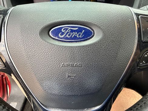 Used 2017 Ford Explorer Limited w/ Equipment Group 301A AWD/4WD image 27