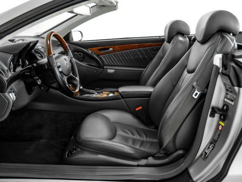 Used 2005 Mercedes-Benz SL 600 V12 AUTOMATIC NAVIGATION LEATH image 26