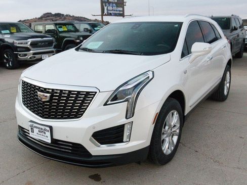 Used 2020 Cadillac XT5 Luxury image 2