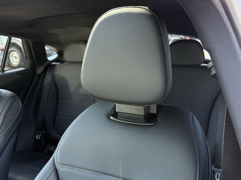 New 2026 Mercedes-Benz GLC 300 4MATIC image 3