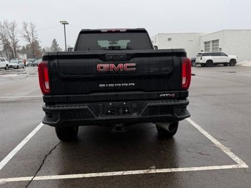 Used 2022 GMC Sierra 2500 AT4 w/ Gooseneck/5TH Wheel Package image 11