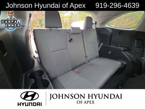 Used 2021 Toyota Highlander L image 22