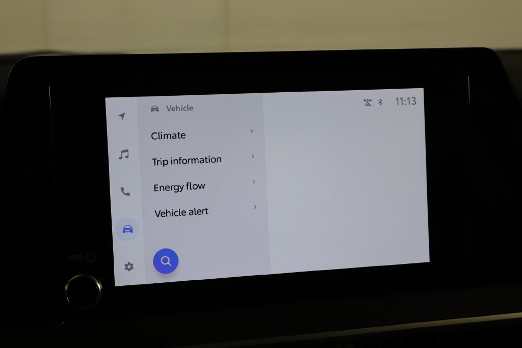 Used 2026 Toyota Prius LE FWD image 32