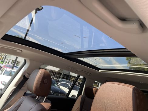 Certified 2024 Mercedes-Benz GLS 450 4MATIC image 23