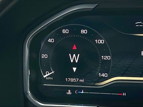 Used 2025 GMC Sierra 2500 AT4X w/ AT4X AEV Edition image 13