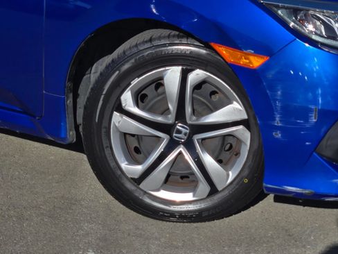 Used 2017 Honda Civic LX image 9