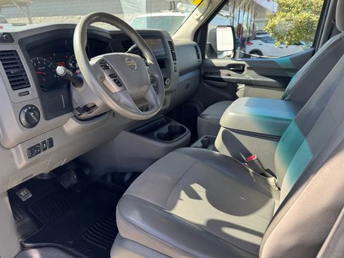 Used 2020 Nissan NV 2500 SV RWD image 20