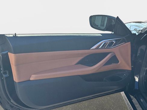 Used 2023 BMW 430i xDrive Coupe w/ Premium Package image 12