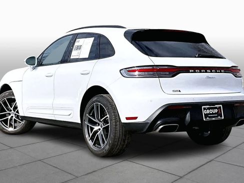 Used 2025 Porsche Macan image 12