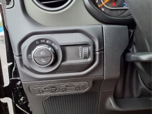 New 2026 Jeep Gladiator Mojave AWD/4WD image 24