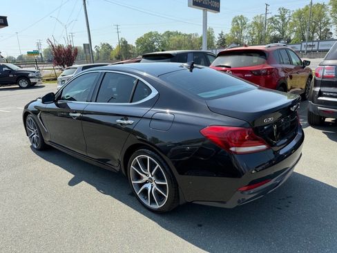 Used 2019 Genesis G70 2.0T Sport RWD image 6