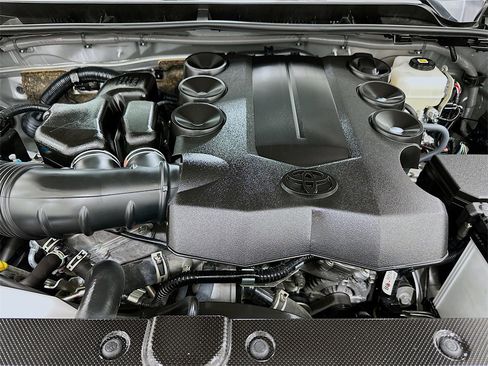 Used 2024 Toyota 4Runner Limited image 30