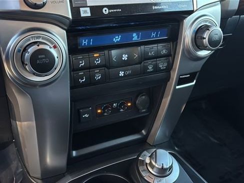 Used 2022 Toyota 4Runner Limited image 31