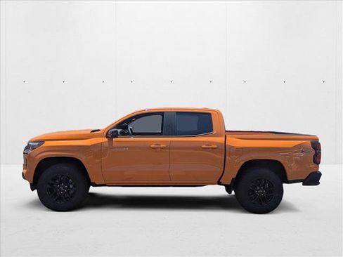 New 2025 Chevrolet Colorado Z71 w/ Midnight Edition image 5