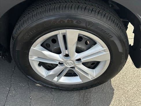 Used 2025 Nissan Kicks Play S FWD image 23