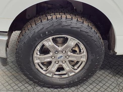 Used 2022 Ford F150 XLT w/ XTR Package AWD/4WD image 27