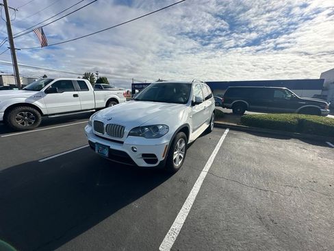 Used 2012 BMW X5 xDrive35d AWD/4WD image 2