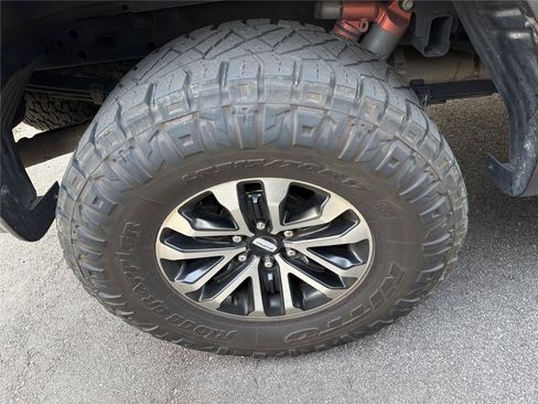 Used 2020 Ford F150 Raptor w/ Equipment Group 802A Luxury AWD/4WD image 9