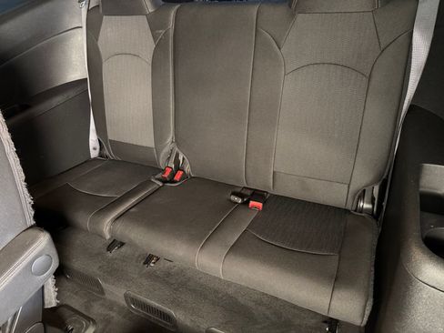 Used 2015 Chevrolet Traverse LT AWD/4WD image 22