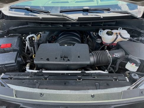 Used 2024 GMC Yukon XL Denali AWD/4WD image 33