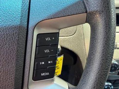 Used 2012 Ford Fusion SE FWD image 12