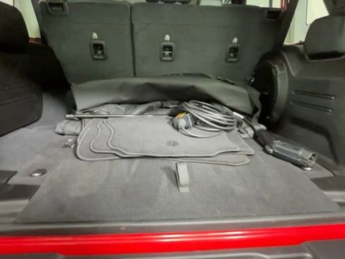 Used 2024 Jeep Wrangler Unlimited Rubicon 4xe w/ Technology Group AWD/4WD image 17