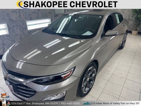 Used 2023 Chevrolet Malibu LT image 1