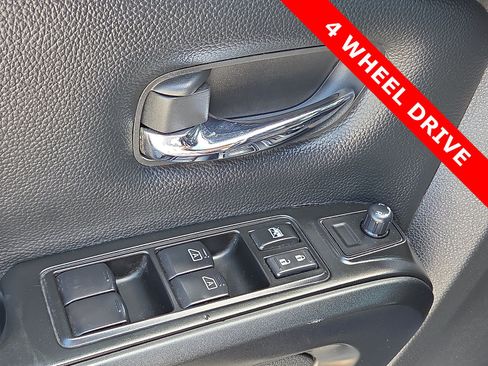 Used 2024 Nissan Titan PRO-4X w/ Pro-4x Utility Package AWD/4WD image 13