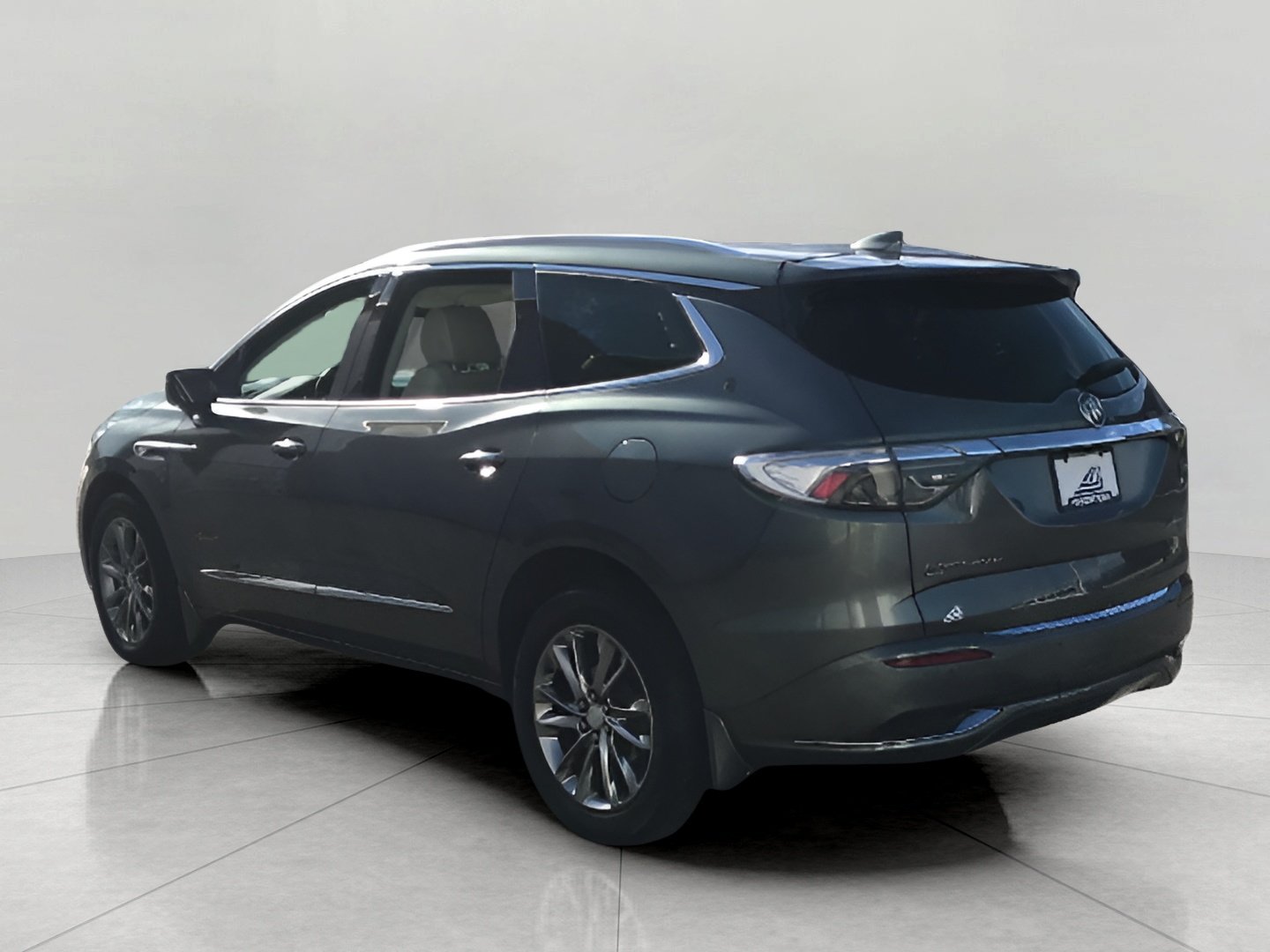 Certified 2022 Buick Enclave Avenir w/ Avenir Technology Package AWD/4WD image 7