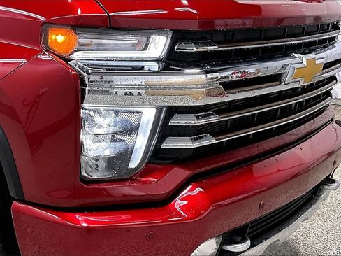 Used 2022 Chevrolet Silverado 3500 High Country w/ Technology Package image 32