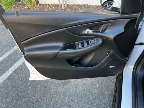 Used 2019 Chevrolet Volt LT FWD image 75