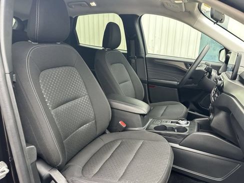 Used 2025 Ford Escape Active AWD/4WD image 26
