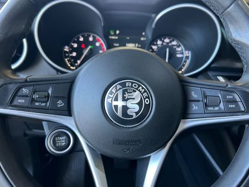 Used 2019 Alfa Romeo Stelvio w/ Nero Edizione RWD image 24