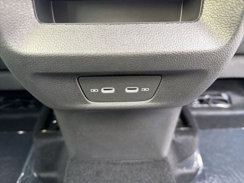 New 2026 Volkswagen Tiguan SE image 43