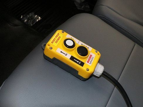 New 2025 Ford F450 XL w/ XL Chrome Package image 21