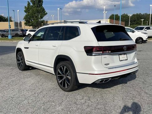 Used 2025 Volkswagen Atlas SEL Premium R-Line AWD/4WD image 7