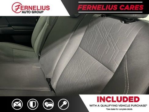 Used 2017 Toyota Tacoma TRD Sport image 29