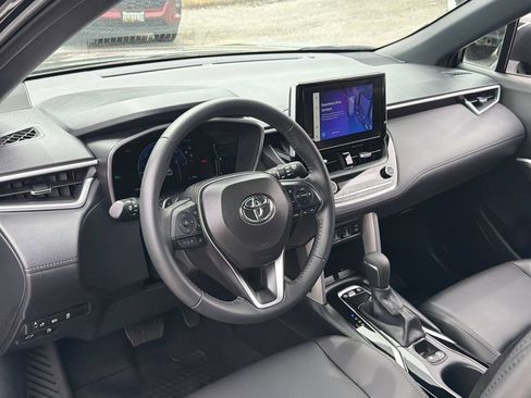 Used 2024 Toyota Corolla Cross AWD Hybrid image 24